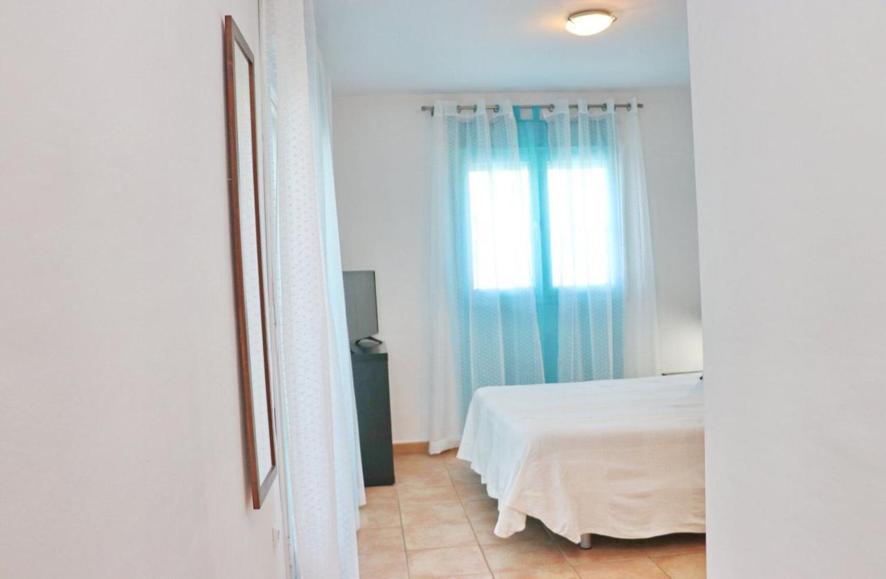 Apartamento Bateles コニル・デ・ラ・フロンテラ エクステリア 写真